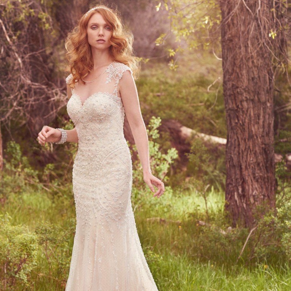 maggie sottero wedding dress size 10